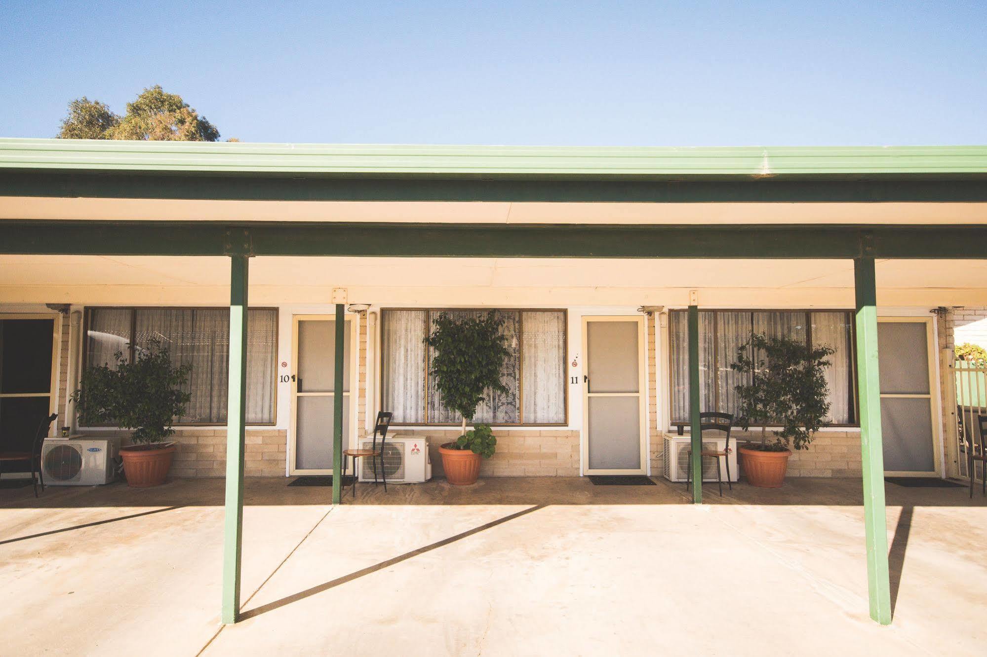 Vineland Motel ミルデューラ エクステリア 写真